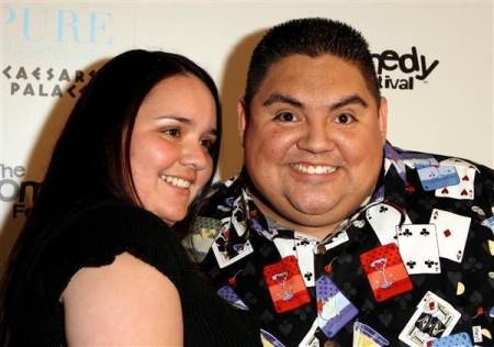 Claudia Valdez was in a romantic relationship with an American comedian, actor, Gabriel Iglesias, aka Fluffy from